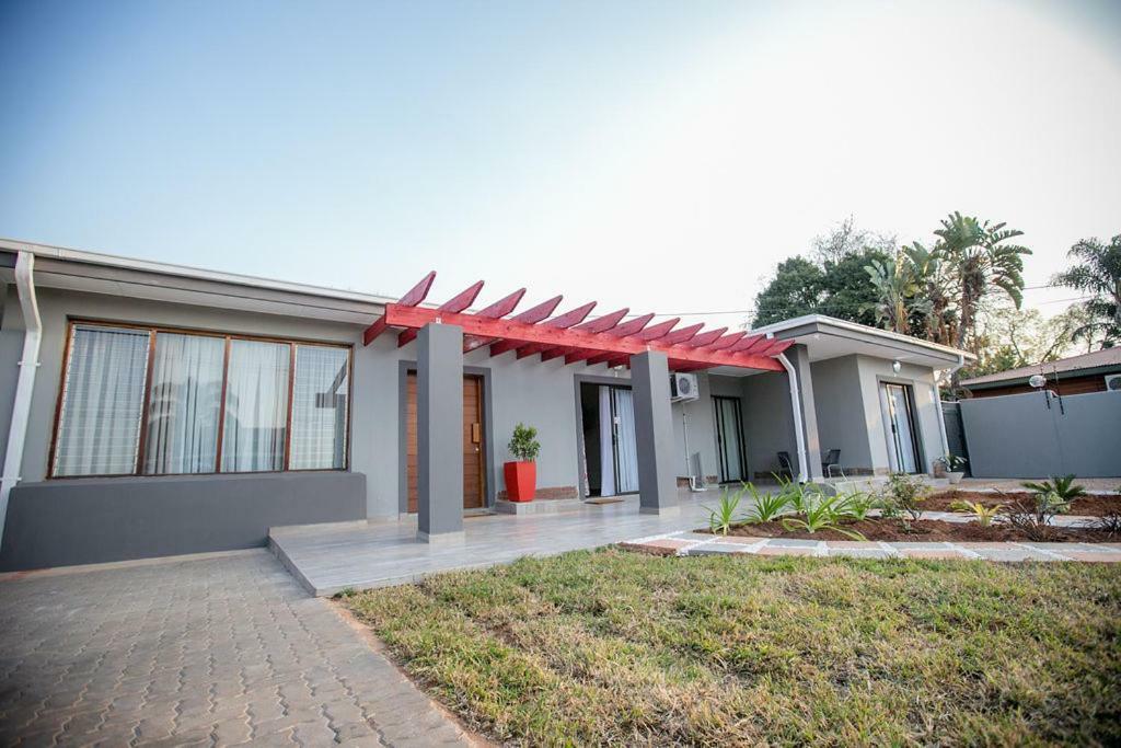 Zenande Guest House Pretoria Exterior foto