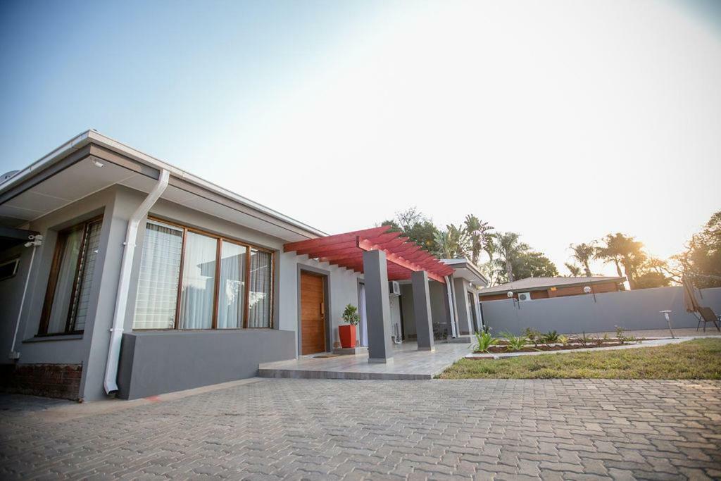 Zenande Guest House Pretoria Exterior foto